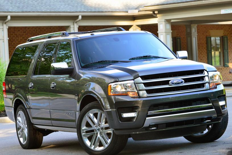 Illustration for article titled 2016 Ford Expedition EL and 2016 GMC Yukon XL Comparison